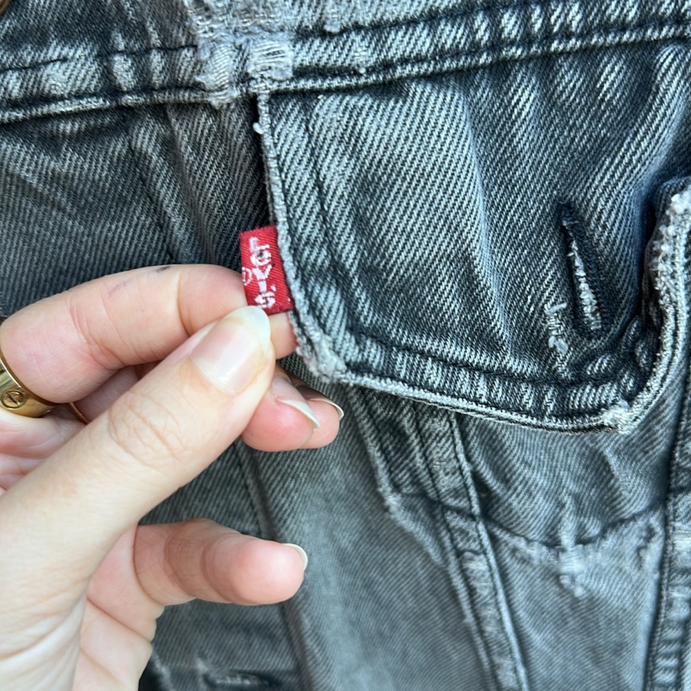 Levi's Vintage Thrashed Gray Denim Jacket - Picture 2 of 12